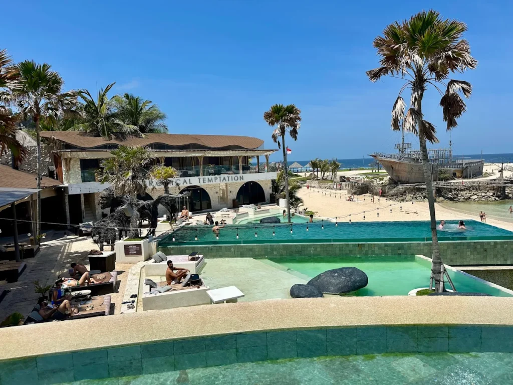 Cattamaran Beach Club, Uluwatu